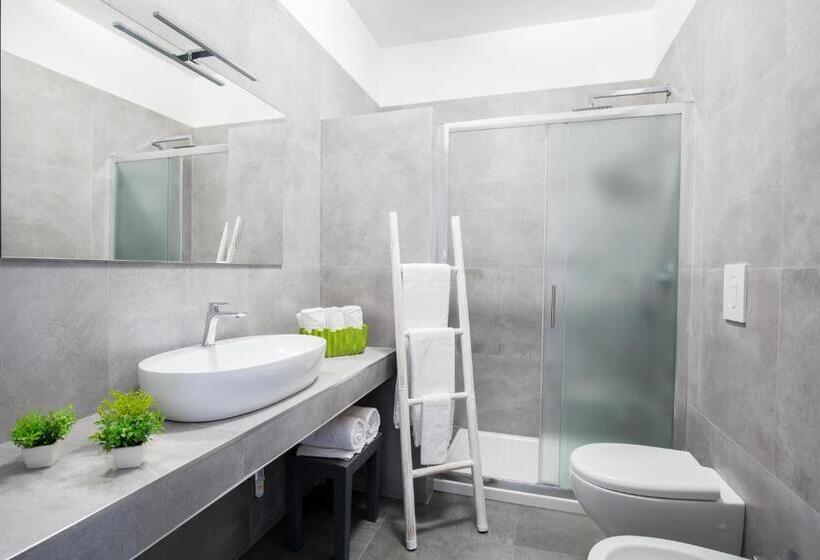 آپارتمان سوپریور 1 خوابه, Svevo Sea House