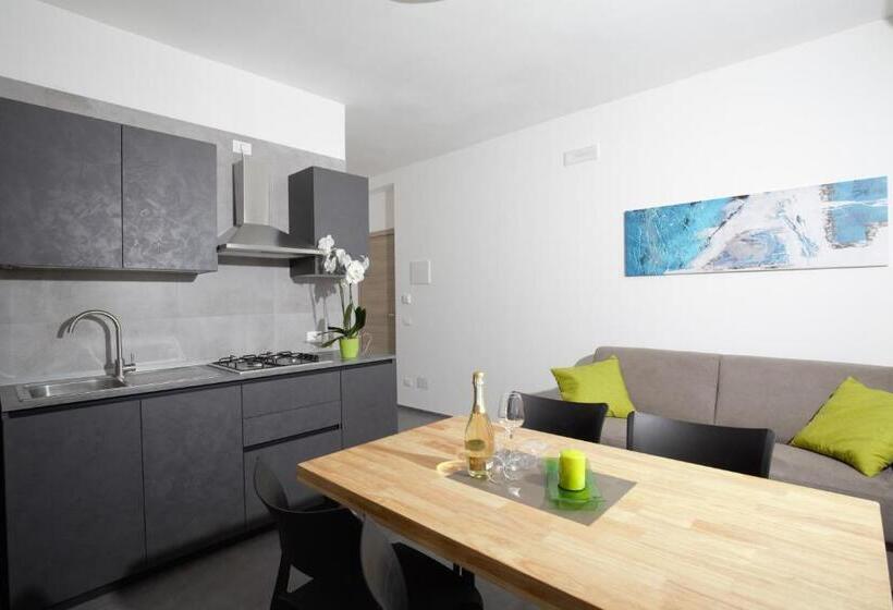 آپارتمان سوپریور 1 خوابه, Svevo Sea House