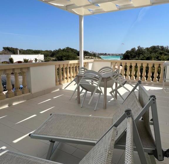 측면 바다 전망 스탠다드 3인룸, Tabù