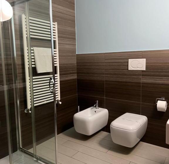 스탠다드 발코니 룸 측면 바다 전망, Tabù