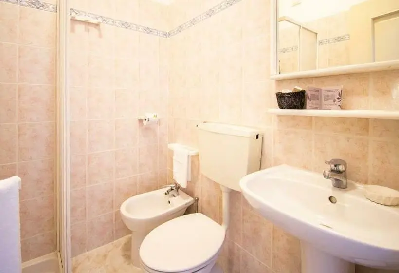 Standard Yhden Hengen Huone, Villa Giada