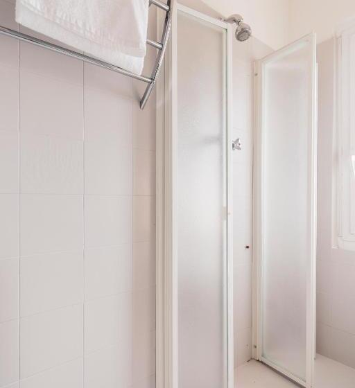 이코노미 룸, Villa Giada