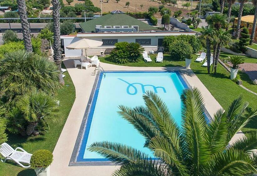 غرفة قياسية, Villa Maria