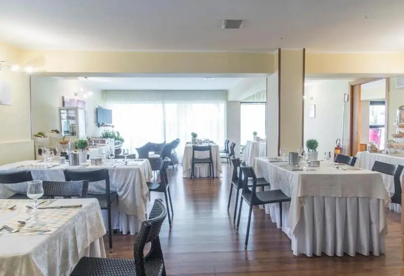 ファミリールーム, Villa Maria