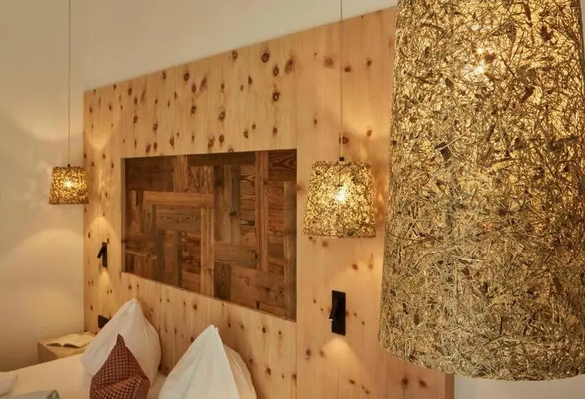Comfort-huone, Mountain Hotel Mezdì