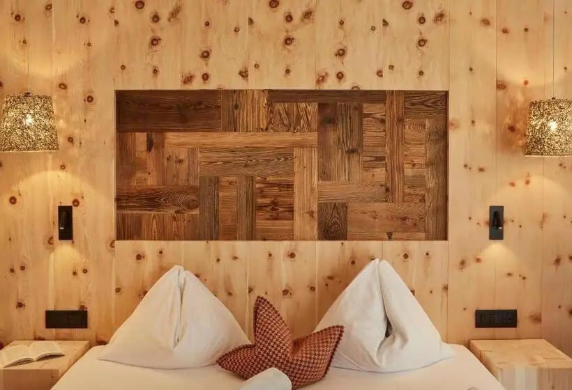 Comfort-huone, Mountain Hotel Mezdì