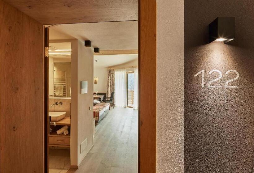 غرفة كومفورت, Mountain Hotel Mezdì