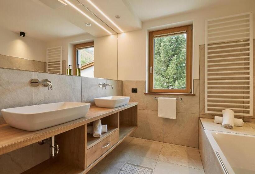 غرفة كومفورت, Mountain Hotel Mezdì