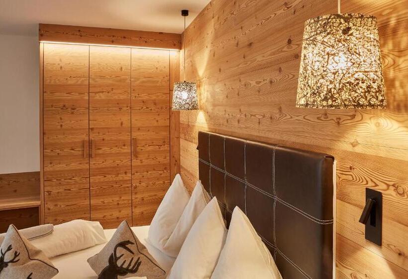 Люкс 2 Спальни, Mountain Hotel Mezdì