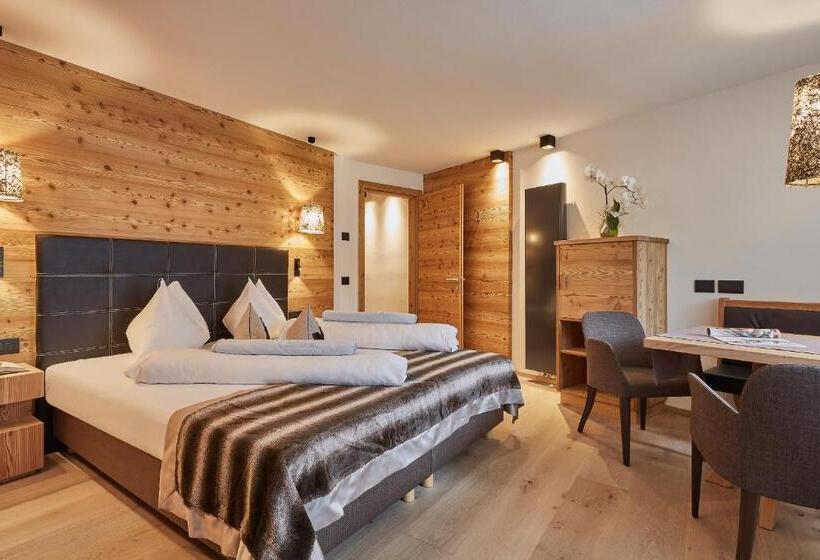 جناح غرفتين نوم, Mountain Hotel Mezdì