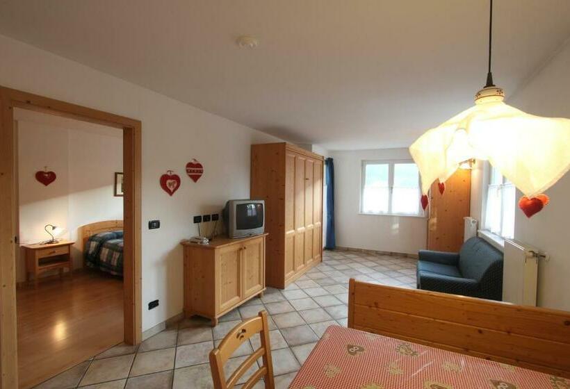 דירת חדר, Residence Montebel