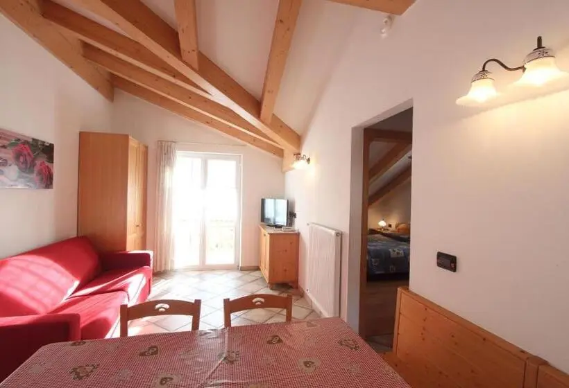 Perhehuone, Residence Montebel