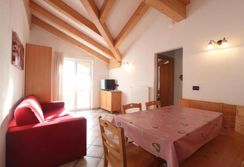 חדר משפחתי, Residence Montebel