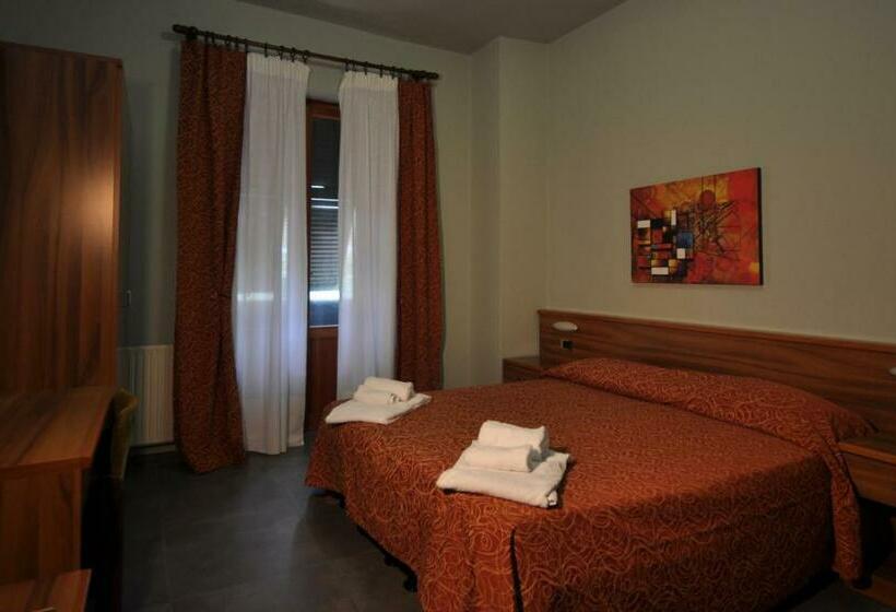 스탠다드 스튜디오, Residence Paradiso