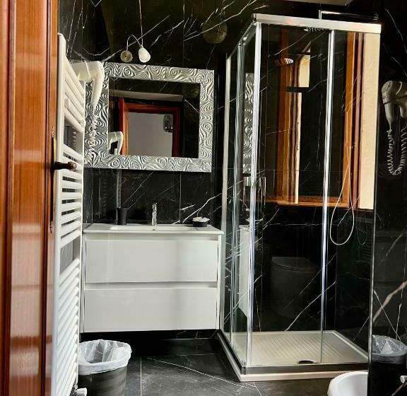 스탠다드 스튜디오, Residence Paradiso