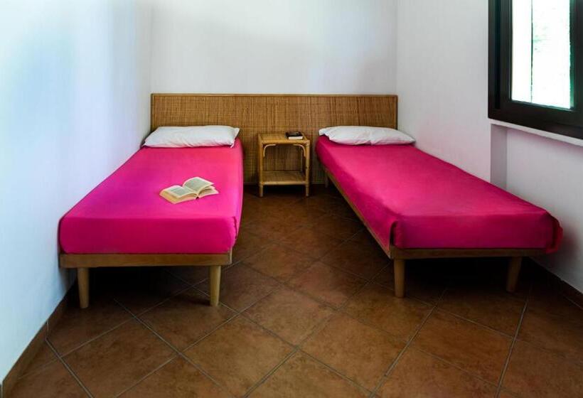 بانگلوی استاندارد 2 خوابه, Camping Zocco