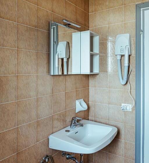 استودیوی استاندارد, Camping Zocco
