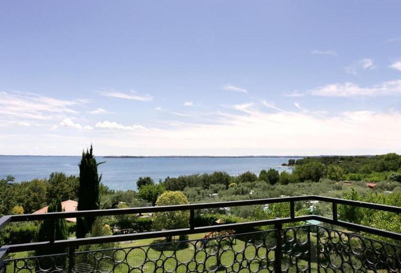 استودیوی استاندارد, Camping Zocco