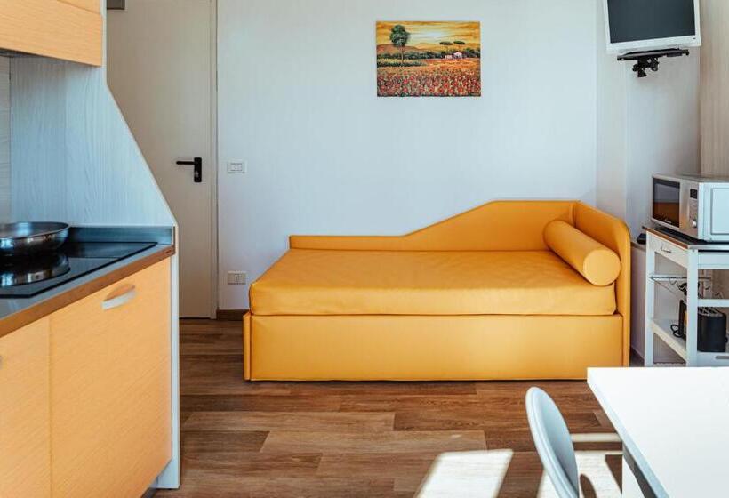 استودیوی استاندارد, Camping Zocco