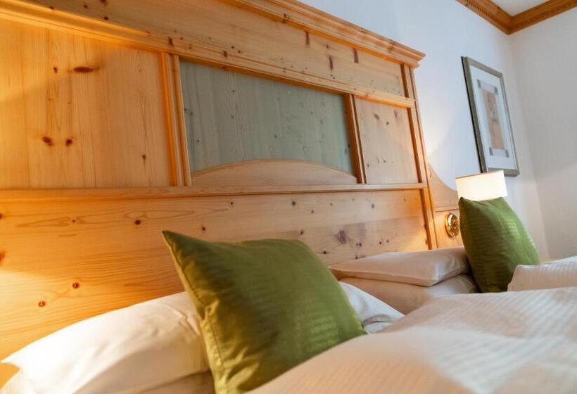 غرفة قياسية مزوَّدة بشُرفة, Vitalhotel Dosses