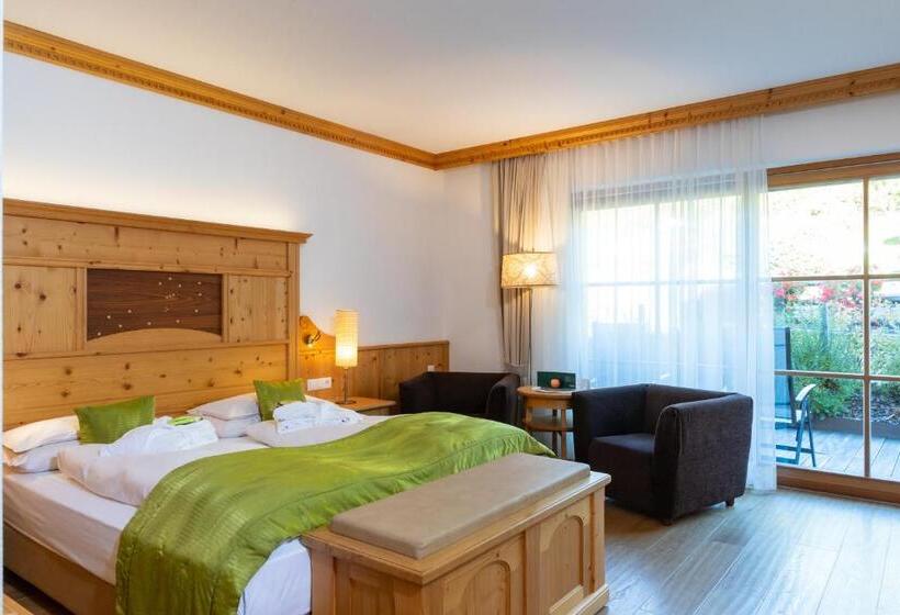 غرفة قياسية مزوَّدة بشُرفة, Vitalhotel Dosses