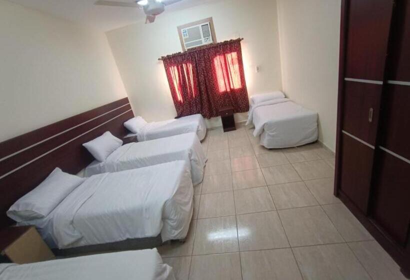 Четырехместный Номер Стандарт, فندق المسفلة