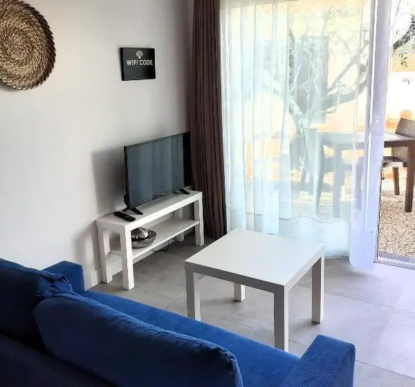 プールビュースタンダードルーム, Chambre D Hôtes Le Petit Valadas à 7km D Uzes