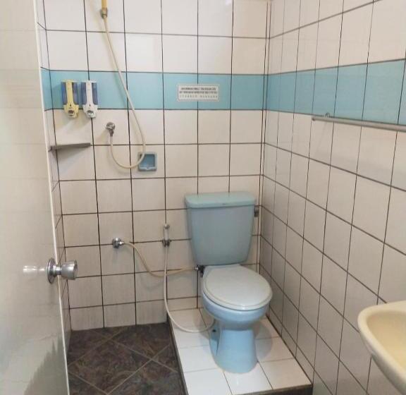 スタンダードルーム, Aneka Baru