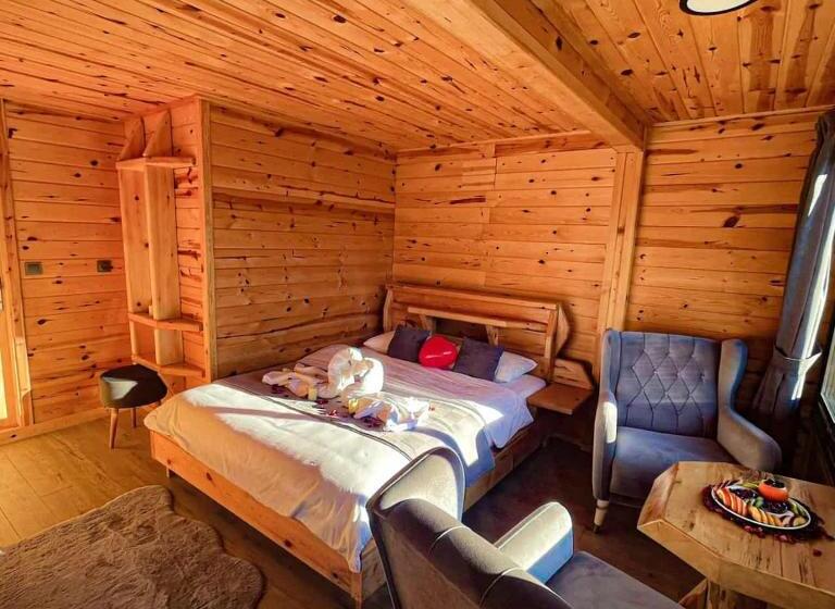 غرفة ديلوكس, Kinya Bungalov