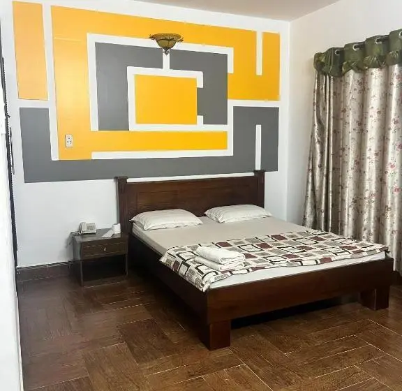 اتاق استاندارد, Nhật Vân 2