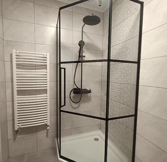 标准三人间, Casa De Vacanță Zabpatak Vendégház