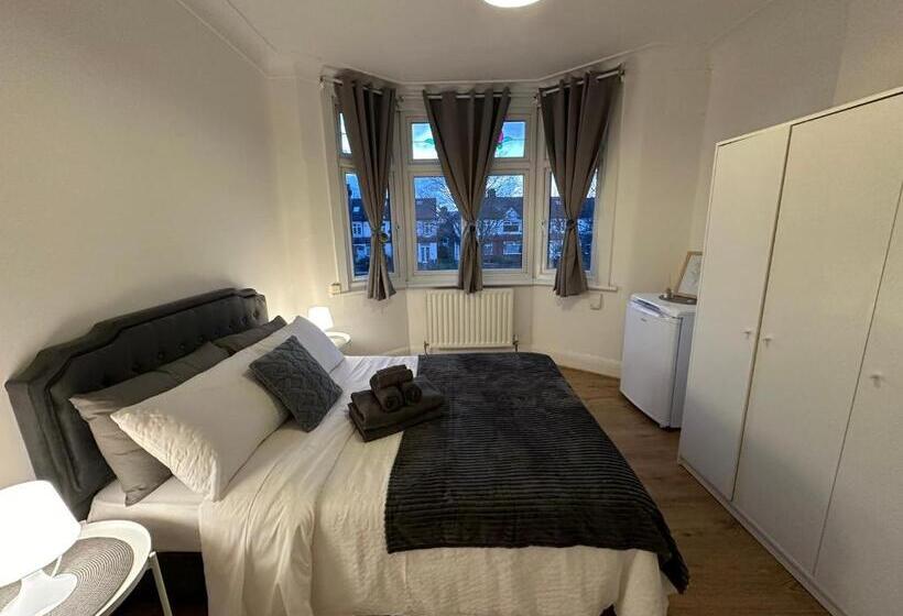 Номер Стандарт, Downhills Way   North London   Rooms