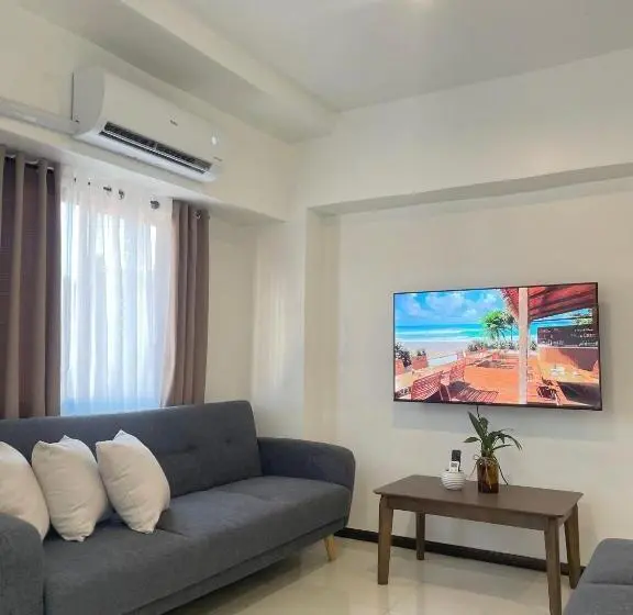 バルコニー付き１ベッドルームアパートメント, The Penthouse Suite