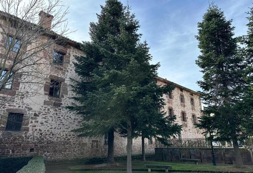 Номер Стандарт Четырехместный Совместный Санузел, Albergue Real Fabrica De Ezcaray