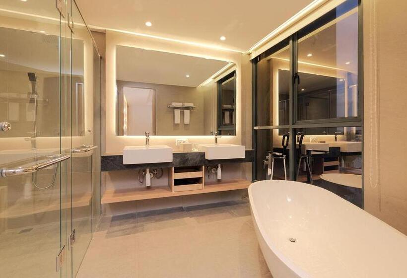 Люкс Вид на Горы, 1o1 Style Yogyakarta Malioboro