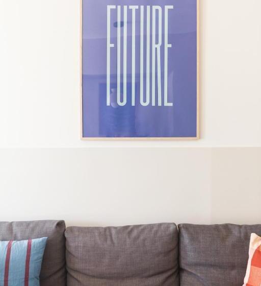 إستوديو قياسى, Gandum Village