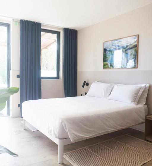 إستوديو قياسى, Gandum Village