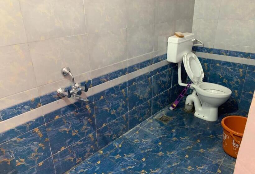 디럭스 룸, Gokul Agro Camping Wai