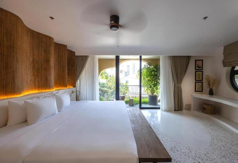 سوئیت با بالکن, Saha Casa Boutique Hotel Da Nang