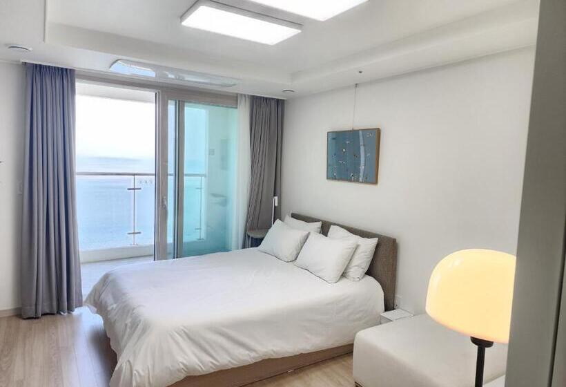 آپارتمان 1 خوابه با چشم‌انداز دریا, Sokcho Summitbay 1402 Ocean View