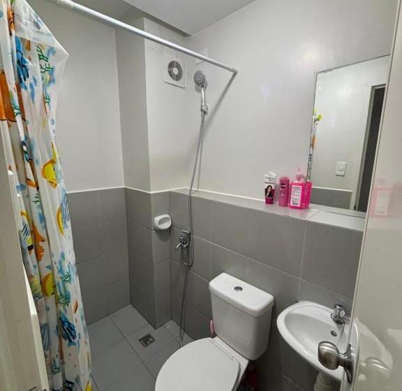 غرفة عائلية, Casa Moanna 2br Condo With Dining, Kitchen, Living Area And Netflix