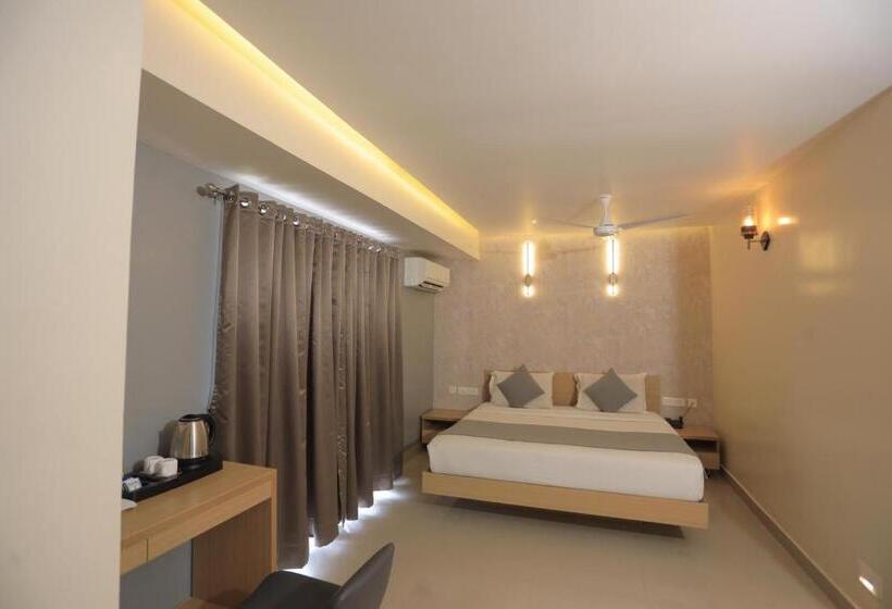 Люкс с Балконом, Shoolin Grand