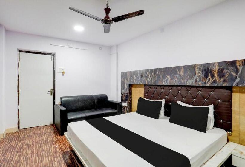 トリプルクラシックルーム, Oyo Payal Guest House