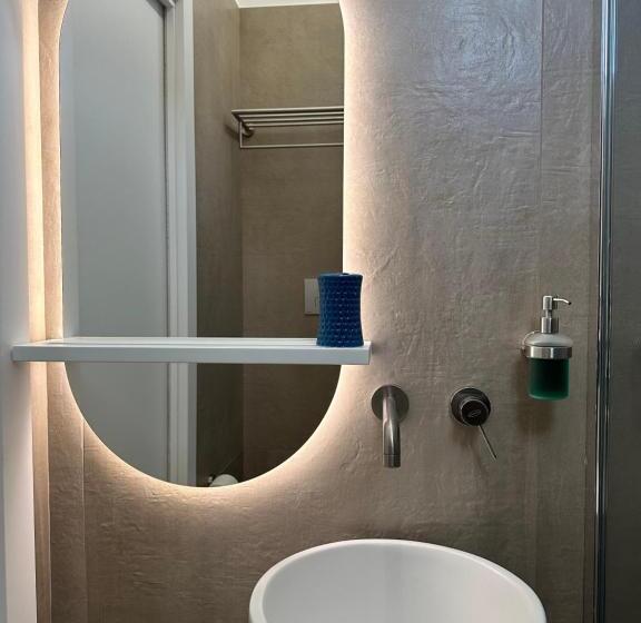 جناح جونيور مطلّ علي البحر, St. Mary   Panoramic Suite & Terrace