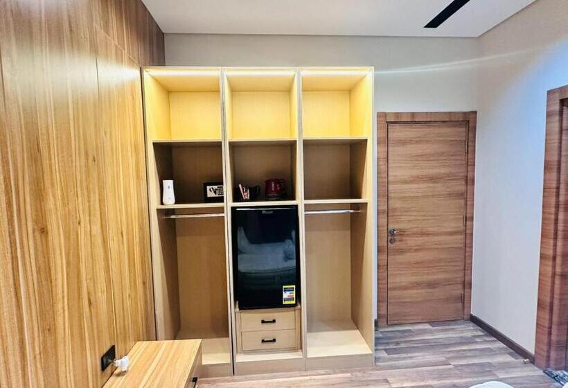 豪华房间, Farida Habu Palace