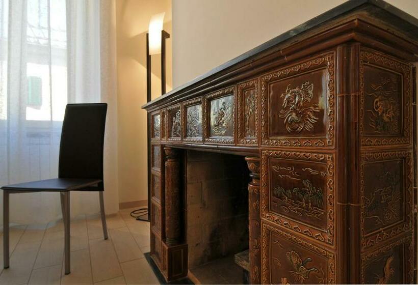 اتاق استاندارد سه نفره, B&b Il Grifone