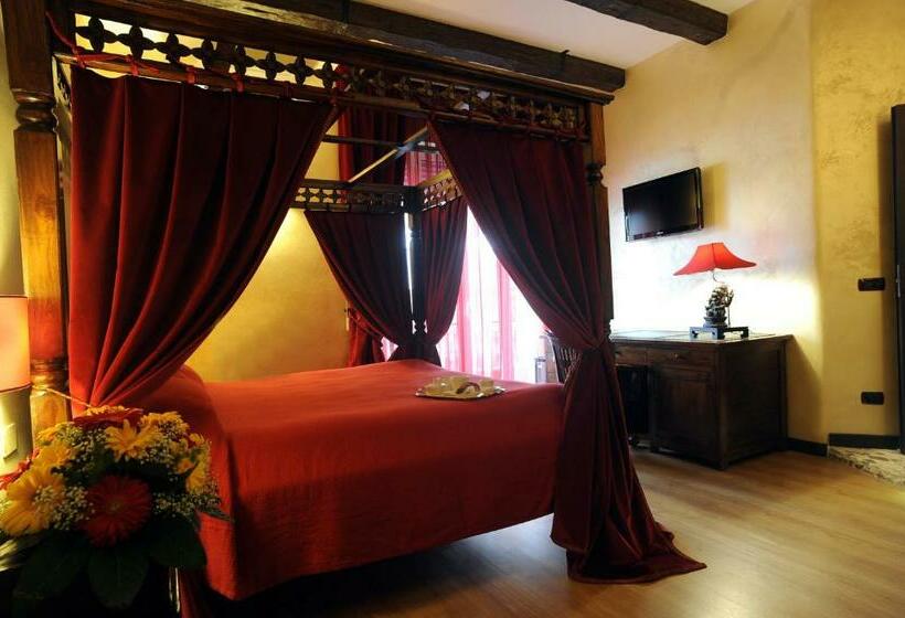 اتاق استاندارد, B&b Muro Torto Cairoli Struttura Sanificata Giornalmente Con Prodotti Specifici Conformi Al Decalo