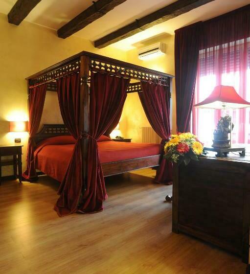 اتاق استاندارد, B&b Muro Torto Cairoli Struttura Sanificata Giornalmente Con Prodotti Specifici Conformi Al Decalo