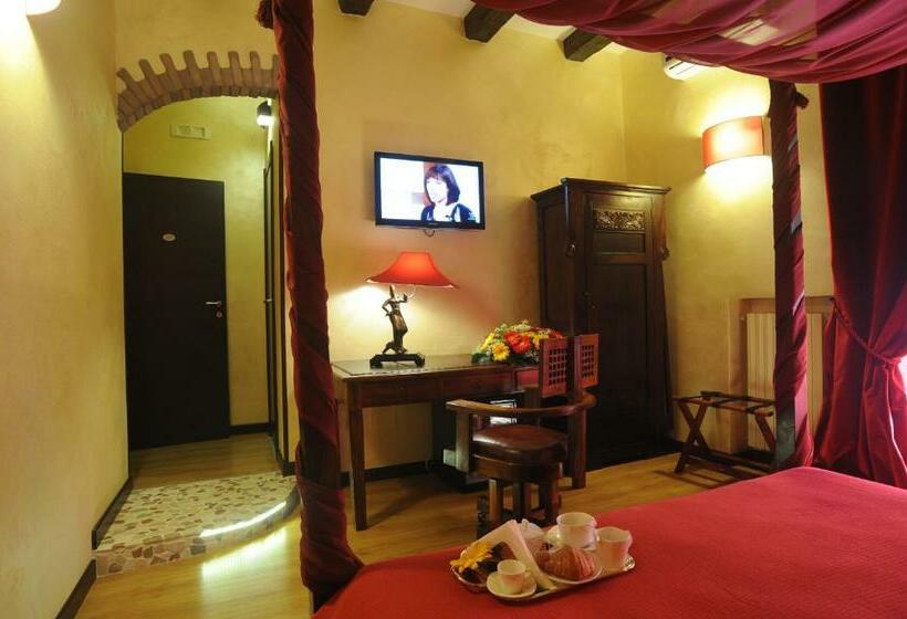 اتاق استاندارد, B&b Muro Torto Cairoli Struttura Sanificata Giornalmente Con Prodotti Specifici Conformi Al Decalo