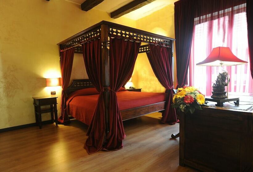 اتاق استاندارد, B&b Muro Torto Cairoli Struttura Sanificata Giornalmente Con Prodotti Specifici Conformi Al Decalo